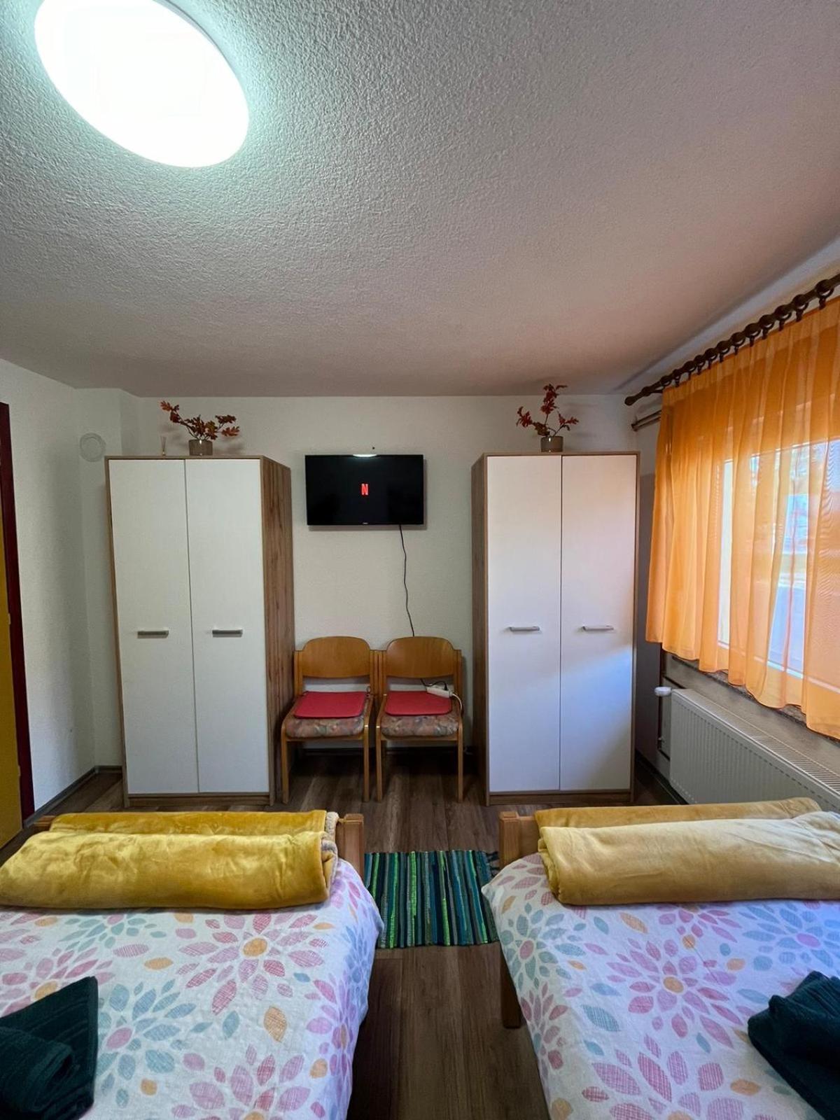 Apartman Josip Gospić Екстериор снимка