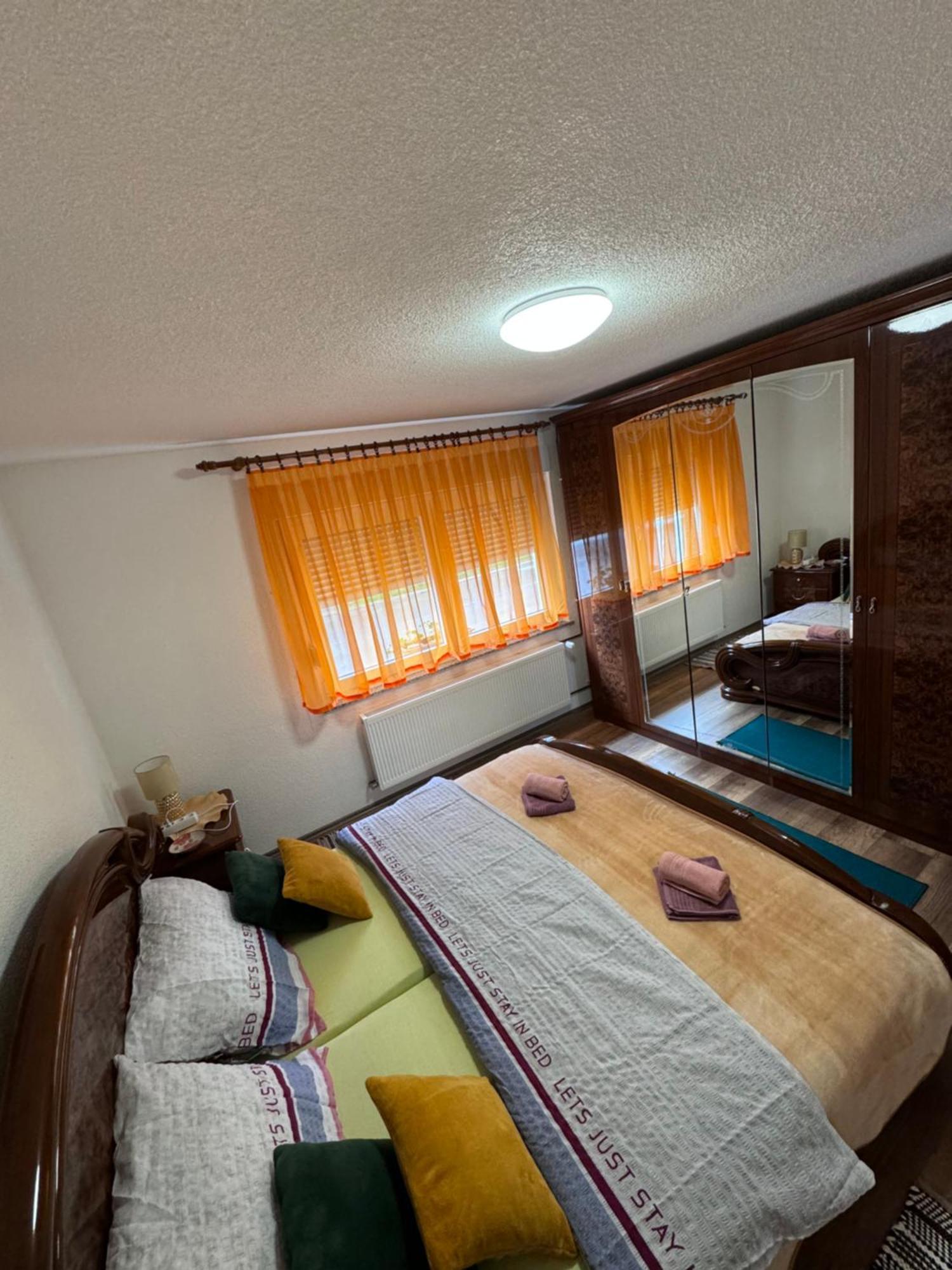Apartman Josip Gospić Екстериор снимка