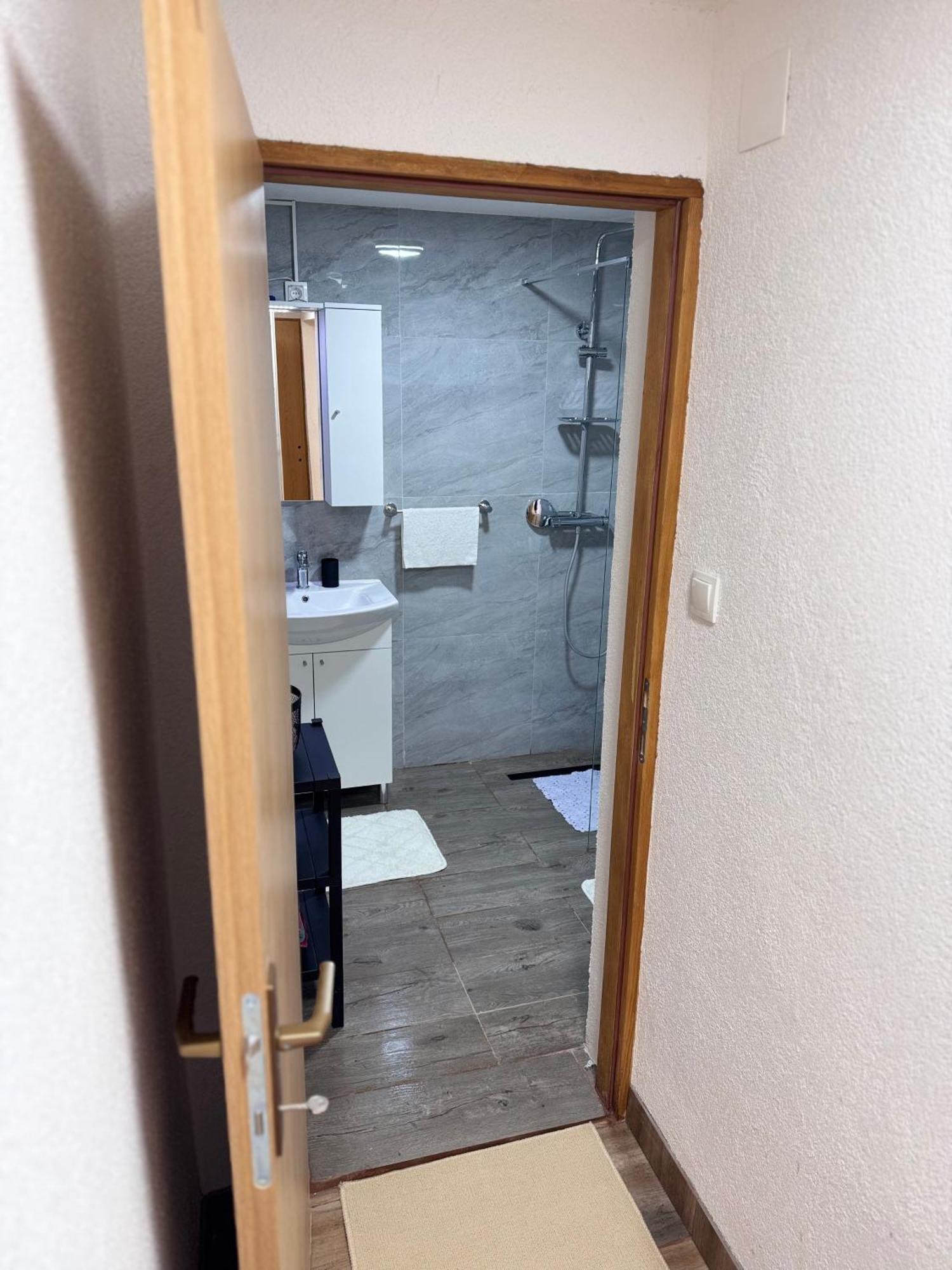 Apartman Josip Gospić Екстериор снимка